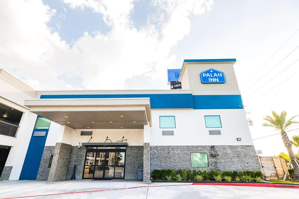 Palace Blue-iah East 4*
