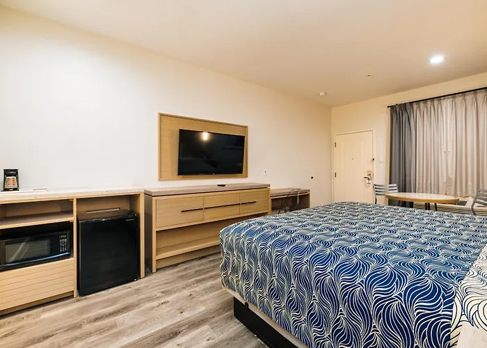 Palace Inn Blue-Iah East
